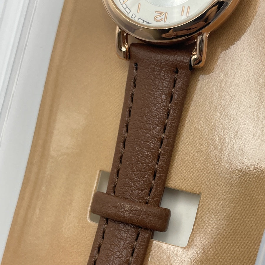 'نسائية' Lucky Fox Marron Rond + توصيل مجاني🚚